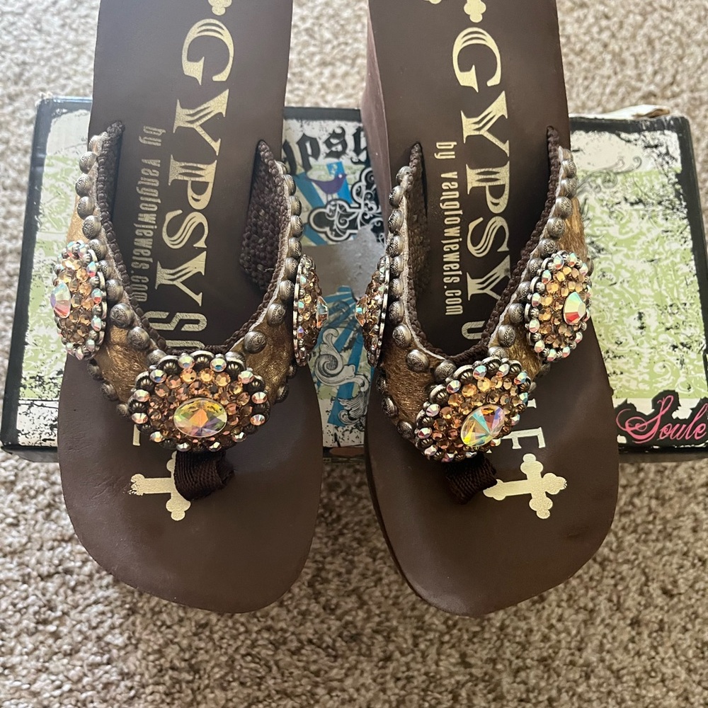 Gypsy Soule Women's Brown Embellished Sandals Size 7